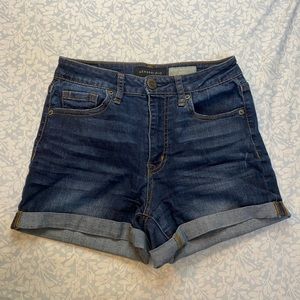 Size 2 Aeropostale high waisted midi short